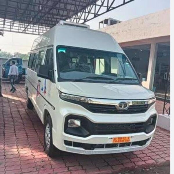 TATA WINGER 15 SEATER