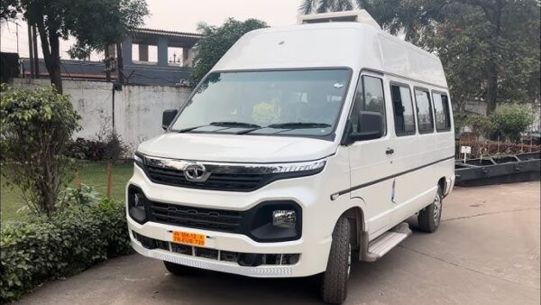 TATA WINGER 13 SEATER - Image 3